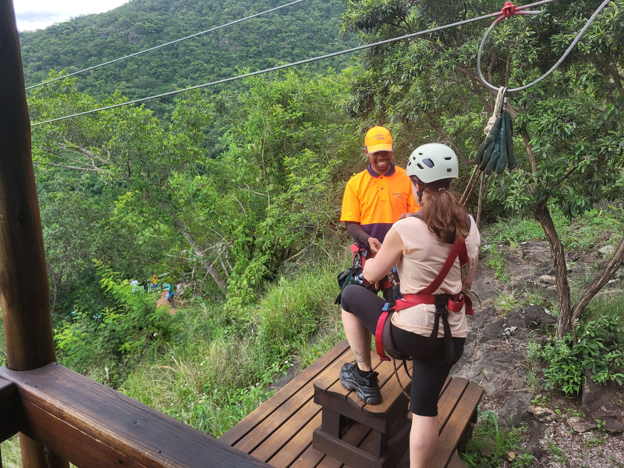 Zipline u jeskyní Sudwala